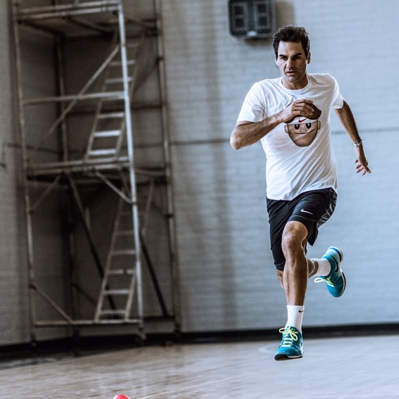 Roger Federer Emoji Large Nike Tshirt. Still in original packaging. - Picture 7 of 7